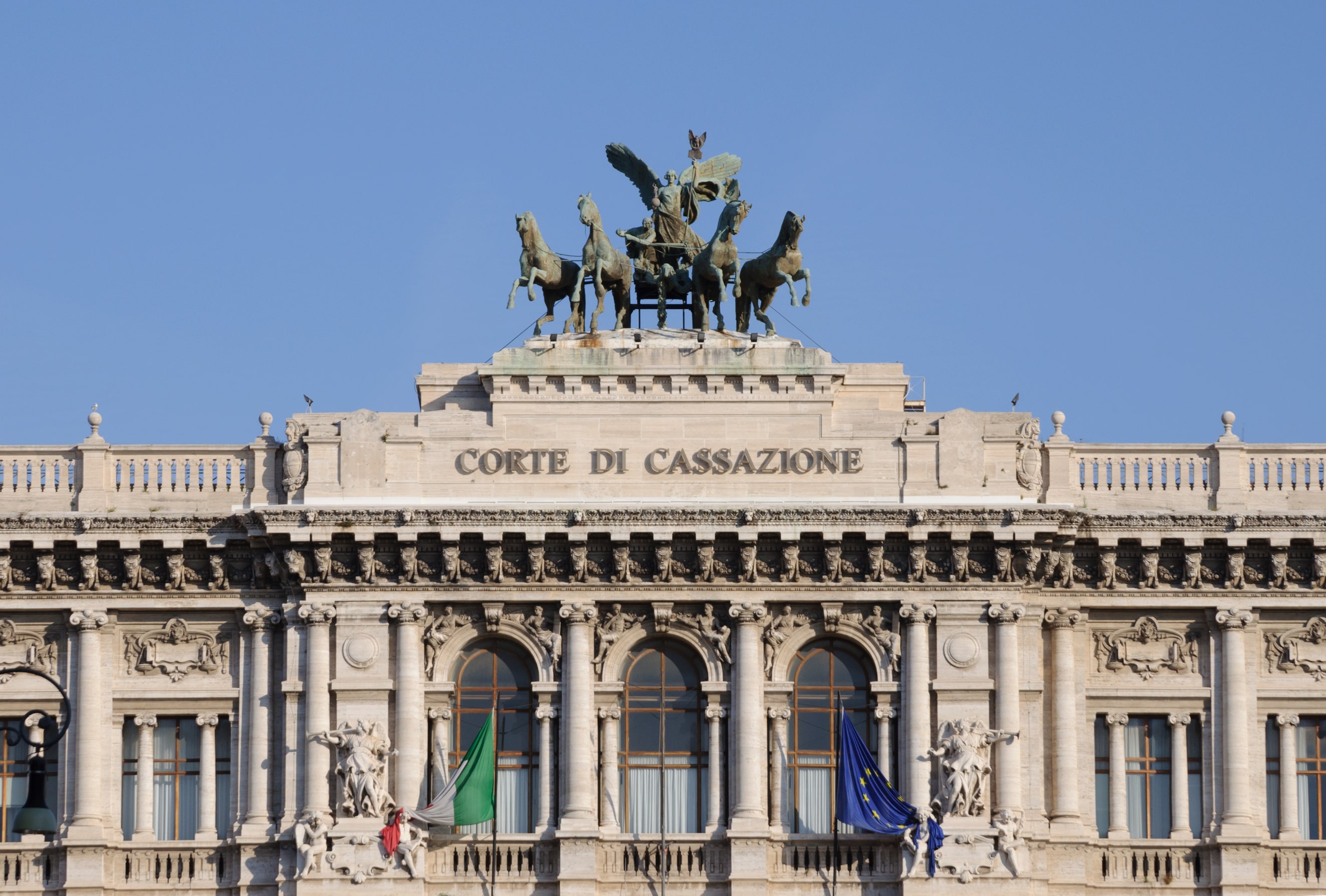 Licenziamento: Corte di Cassazione, ordinanza n. 6966/2025